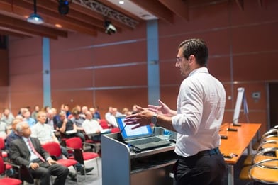 corporate-business-speaker-conference-shirt-audience